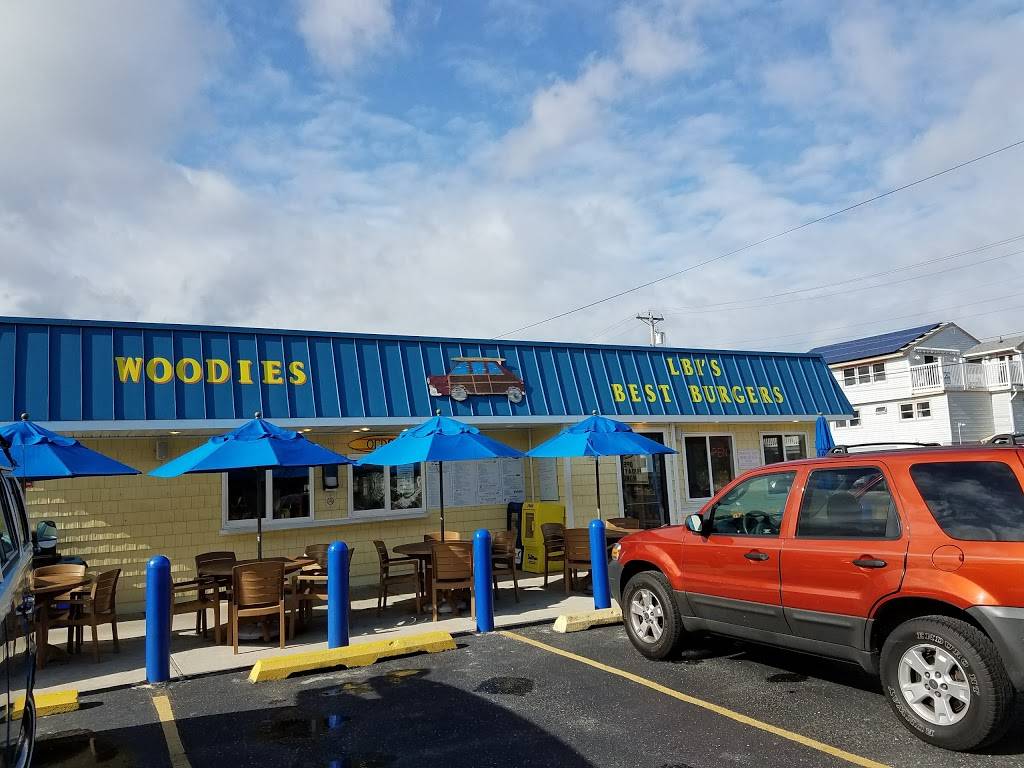 Woodie’s Drive-In